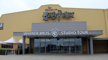 Harry Potter Studio Tour departure from Kings Cross Station